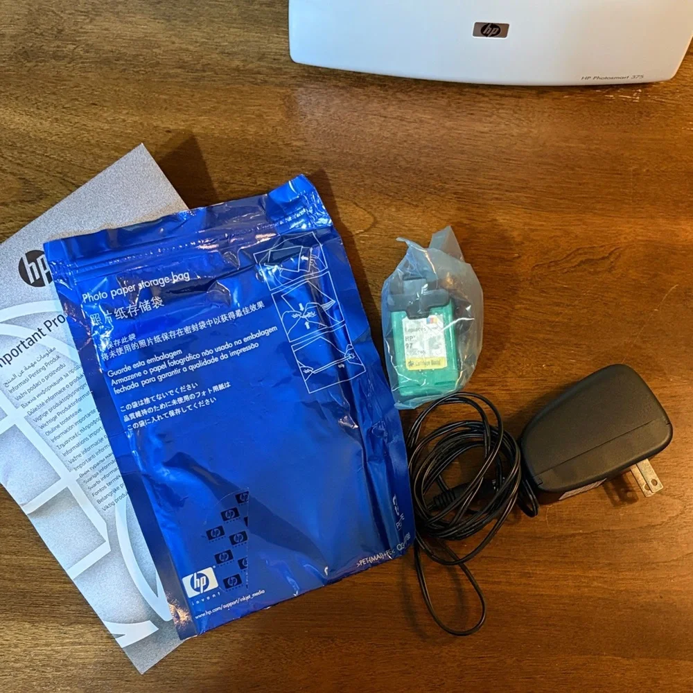 HP Photosmart 375, Portable Photo Printer